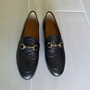 Gucci Black Leather Loafers with Gold Bit Detail
